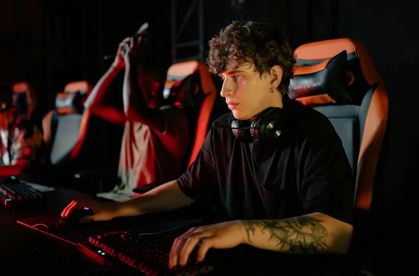 E-sport på raketbränsle och tekniken bakom scenen